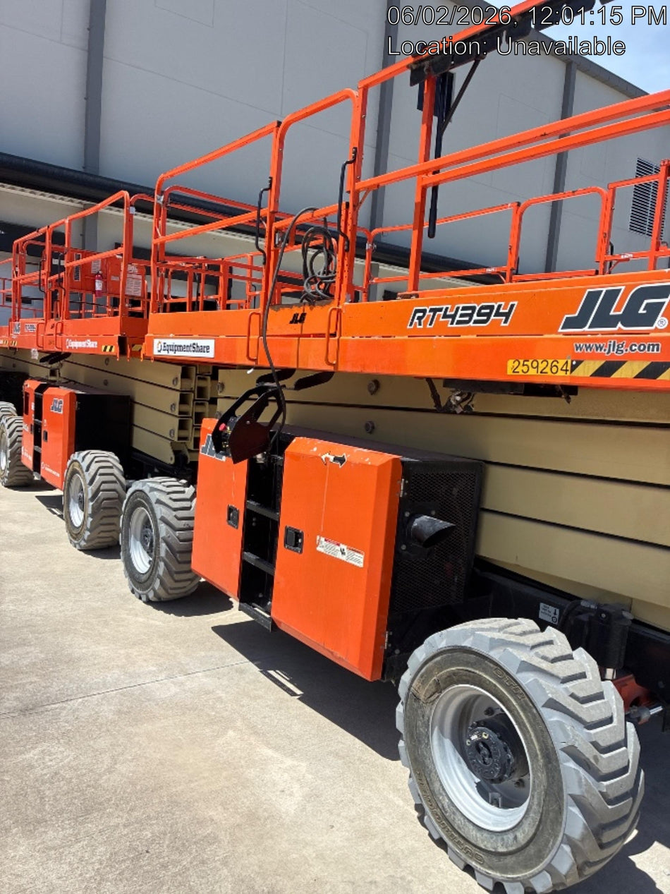 2022 JLG 4394RT