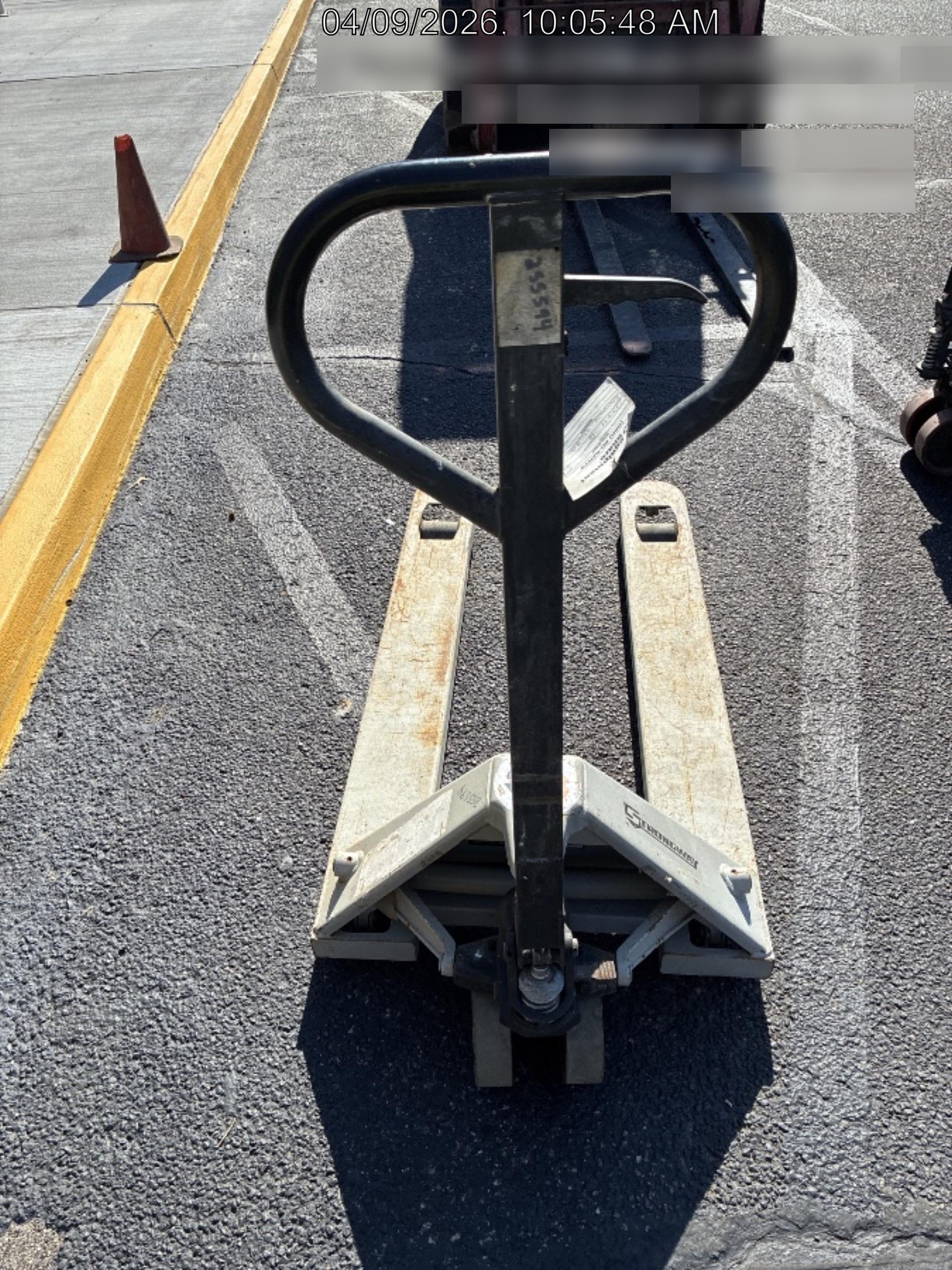 2022 STRONGWAY 4400 lb Pallet Jack