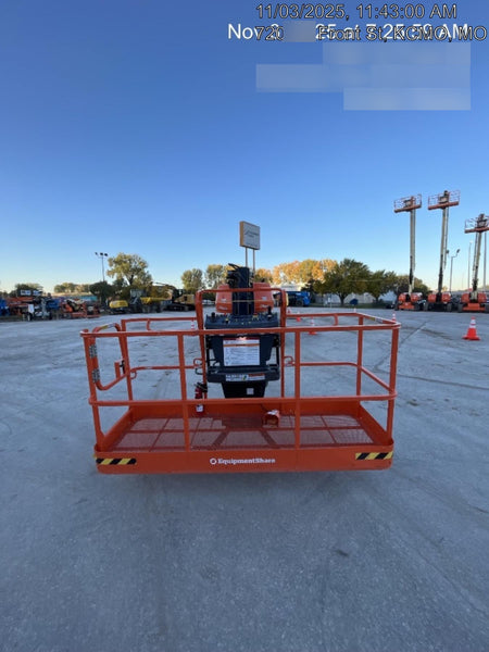 2025 JLG 660SJ