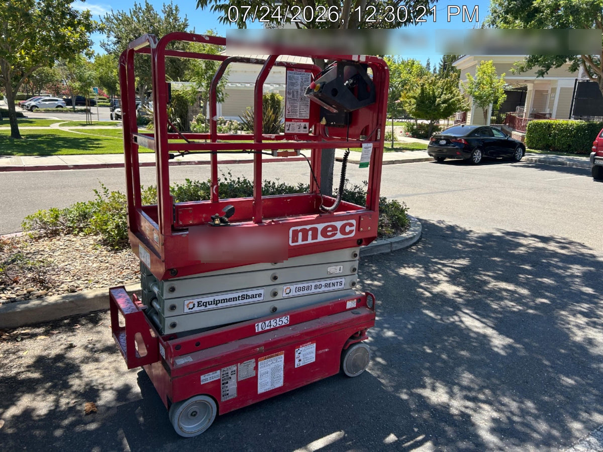 2020 MEC 1330SE Solid NM Tires, Steel Swing out Doors, LCS, Beacon, 900W Inverter