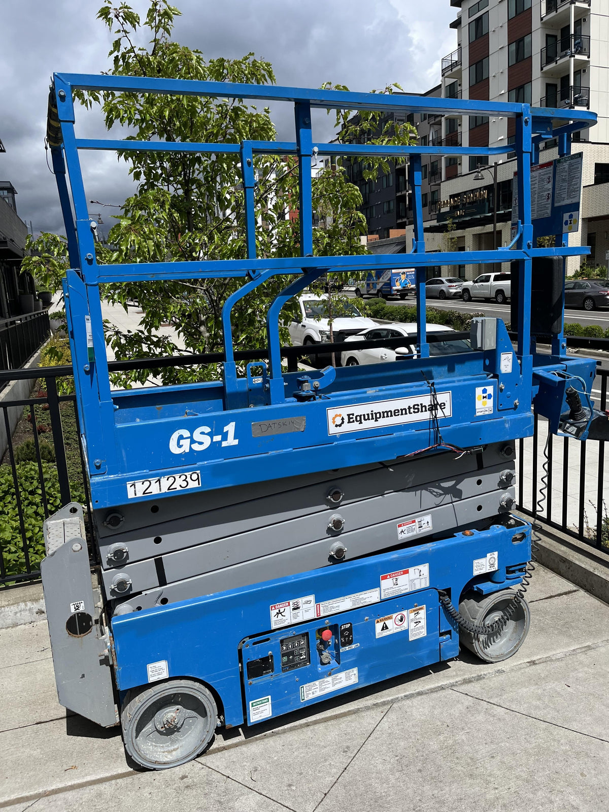 2020 Genie GS-1930 Solid Non Marking Tires, Beacon, Folding rails with half height swing gate, Telematics