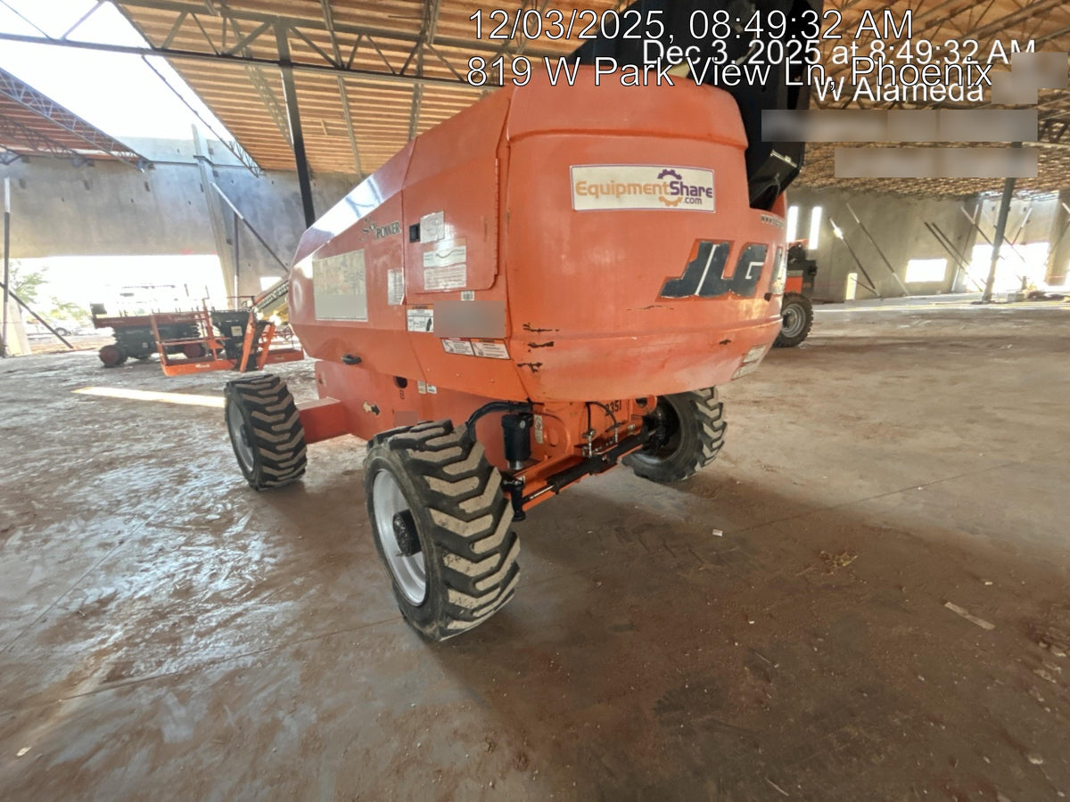 2017 JLG 660SJ