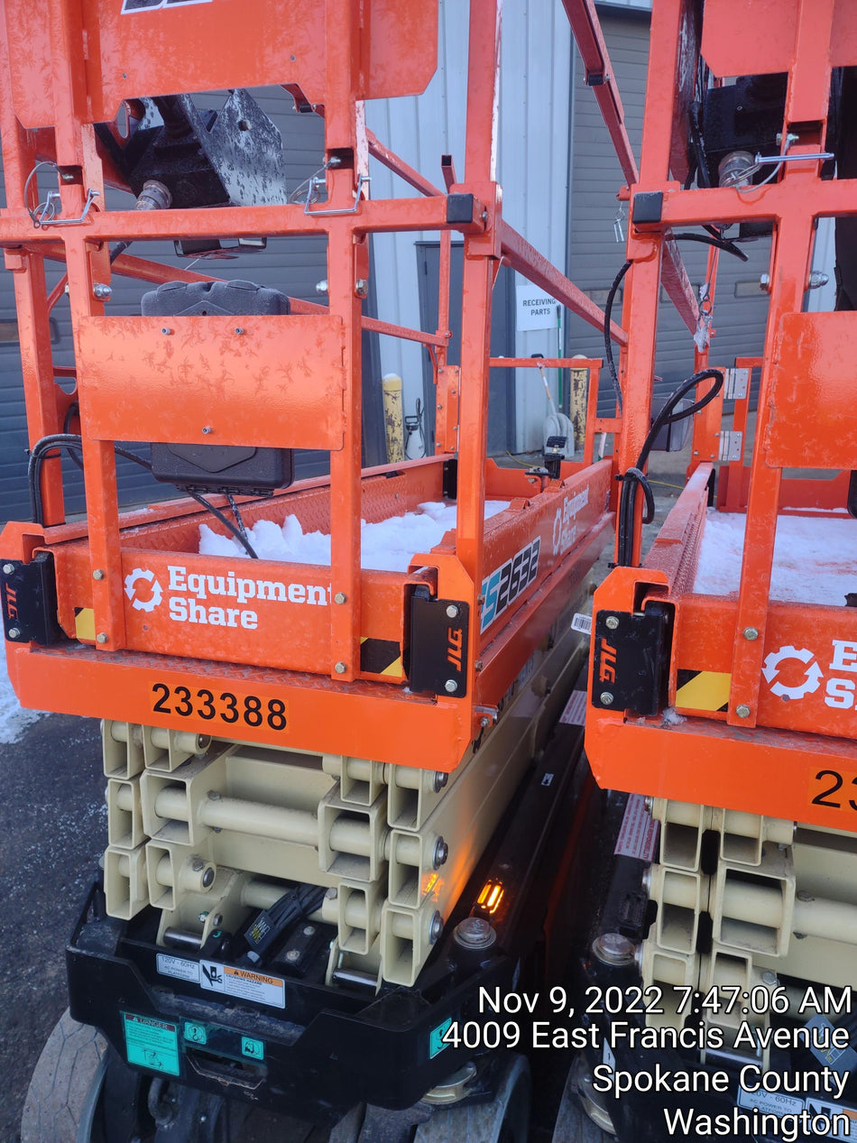 2022 JLG ES2632