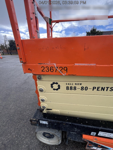 2022 JLG ES3246