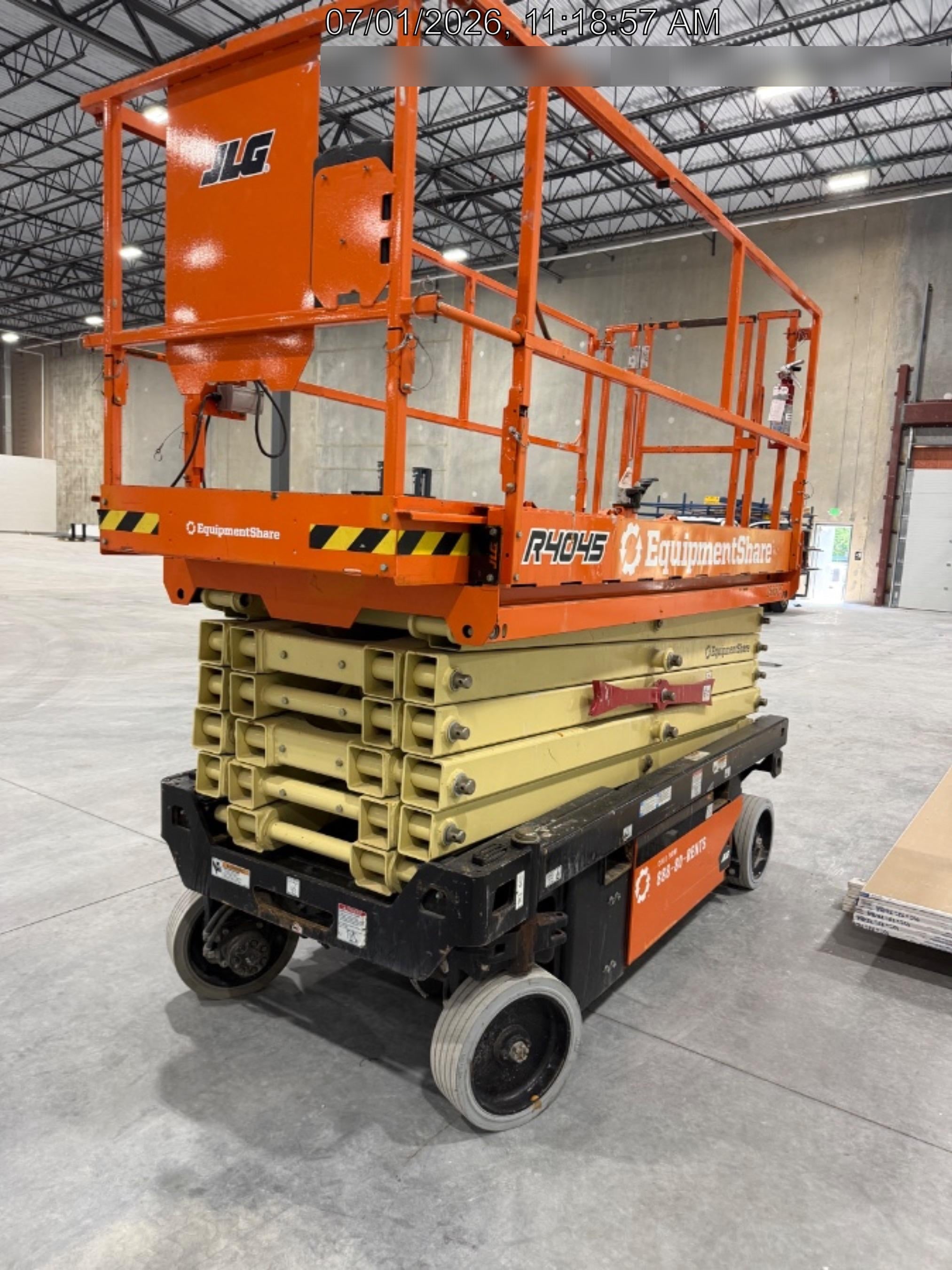 2022 JLG R4045