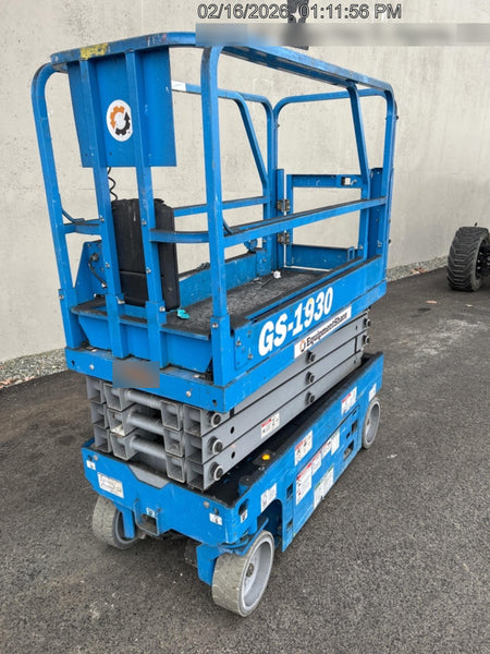 2019 Genie GS-1930 Half Height Swing Gate, 800W Inverter