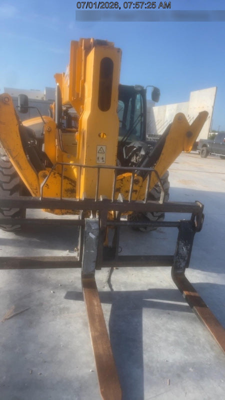 2021 JCB 512-56