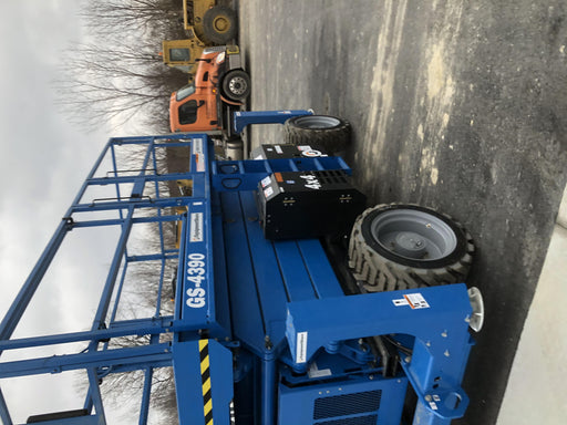 2020 GENIE GS-4390 RT