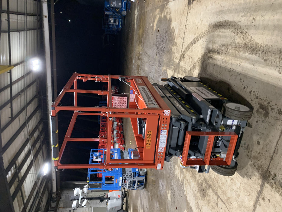 2020 Skyjack SJIII-3219 Solid NM Tires, Half height spring hinged entry gate, Dual Beacons, 800W Inverter