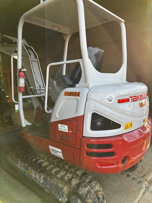 2021 TAKEUCHI TB235-2R