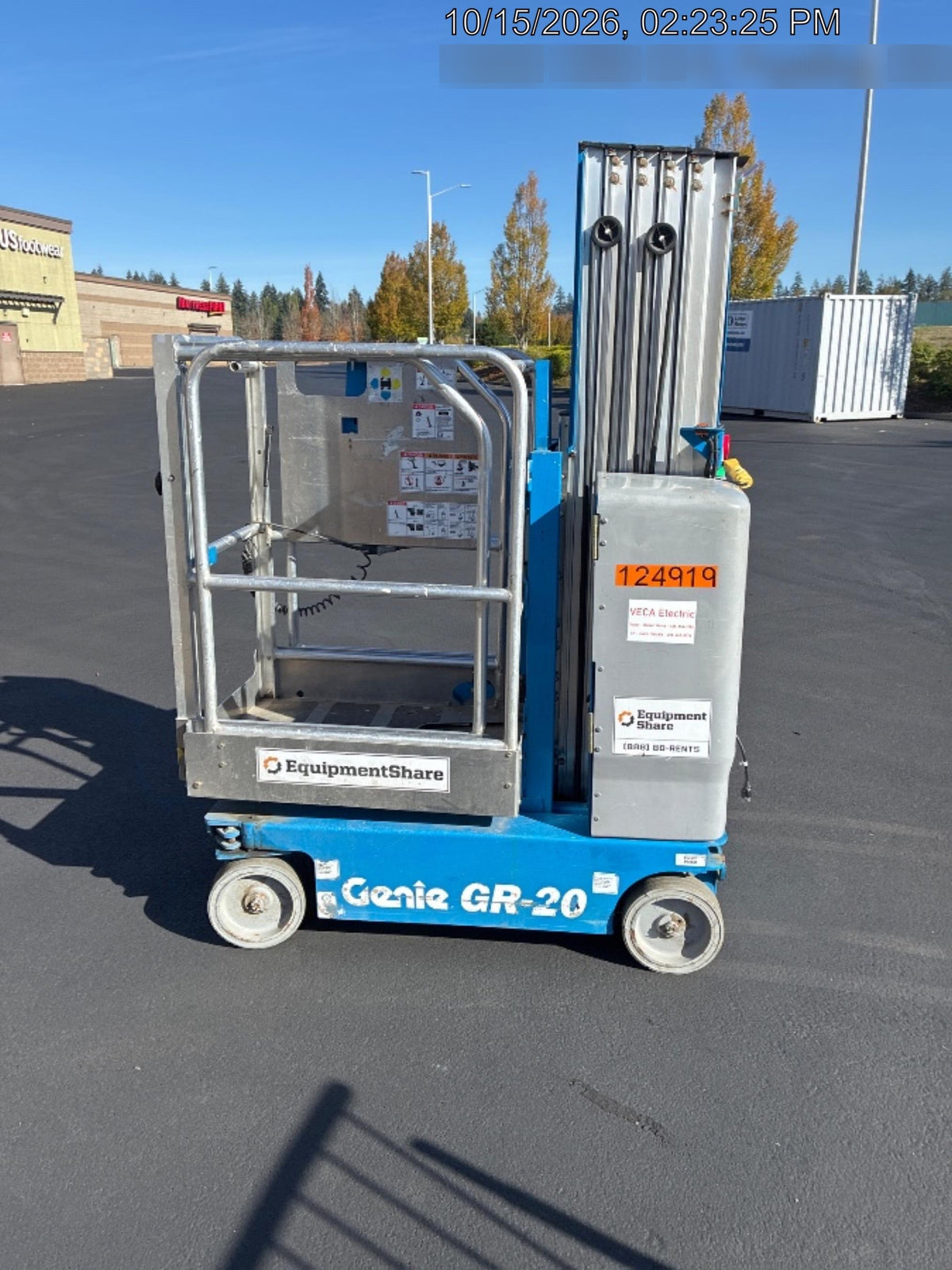 2021 GENIE GR-20