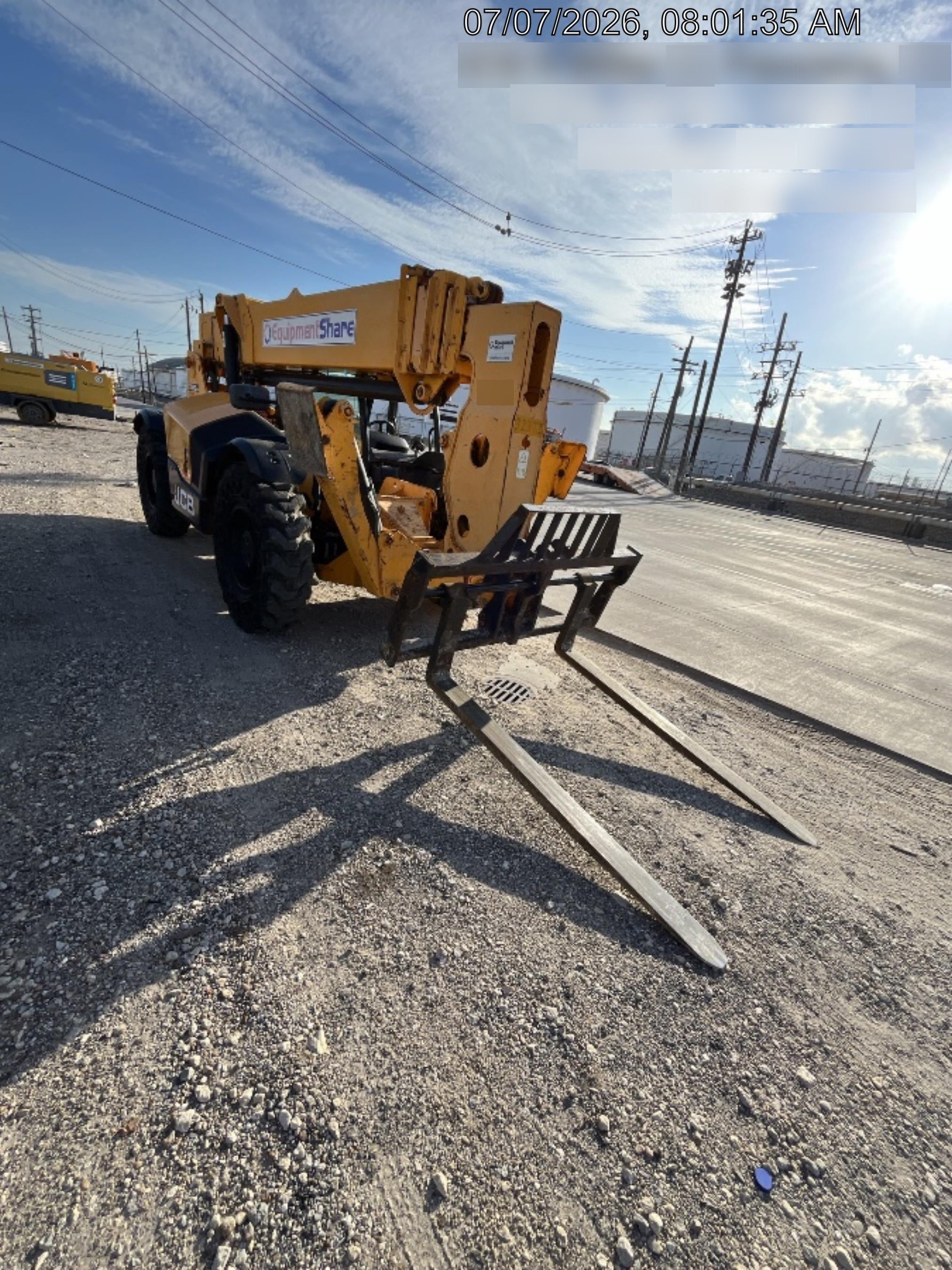 2019 JCB 510-56 Open ROPS, 74 HP, Solid Tires, Worklights, Beacon, Aux Hydraulics, Lifting Eye 72" Carriage/60" Forks