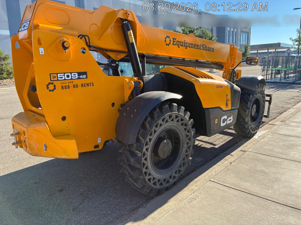 2023 JCB 509-42