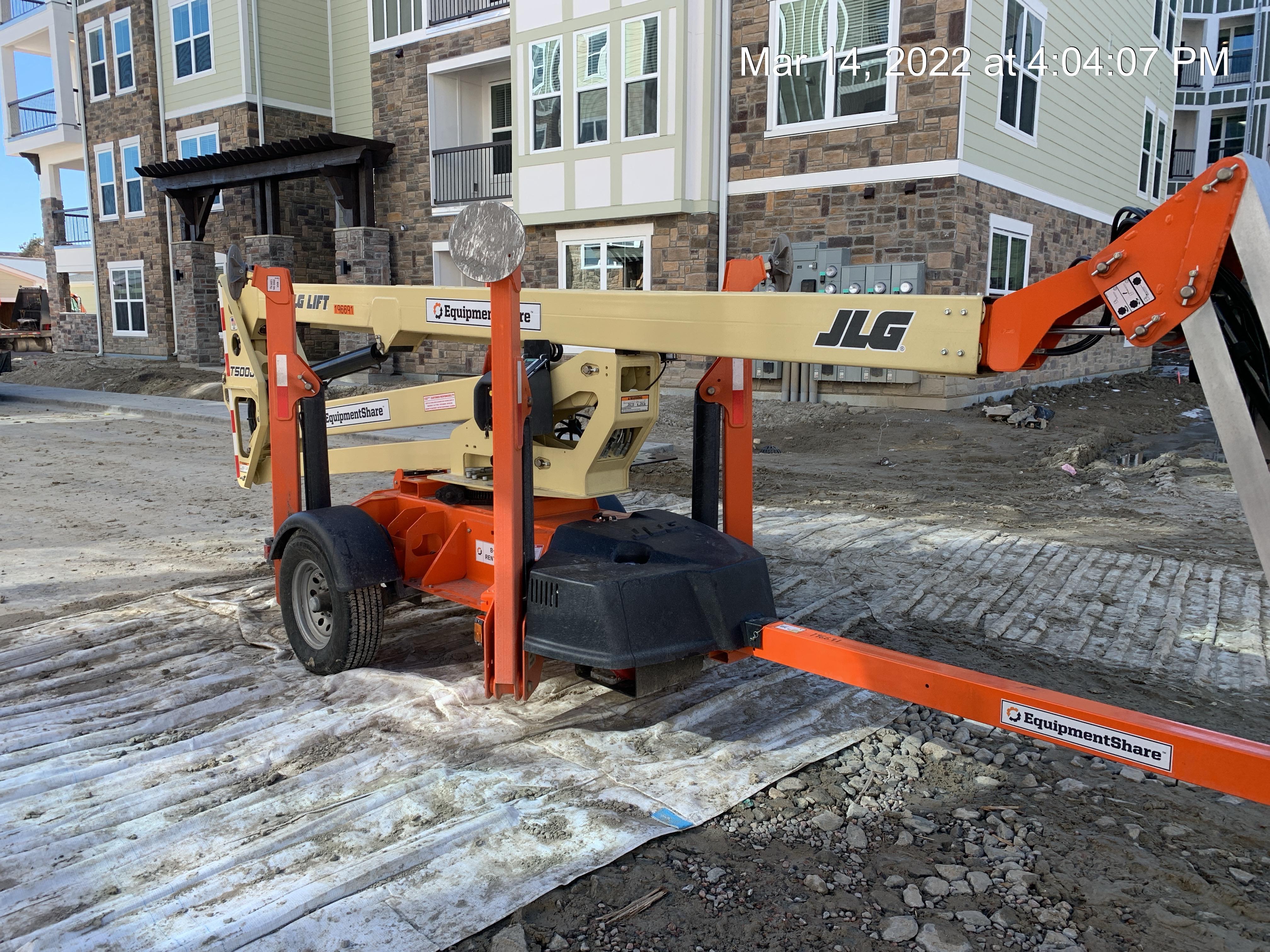 2021 JLG T500J