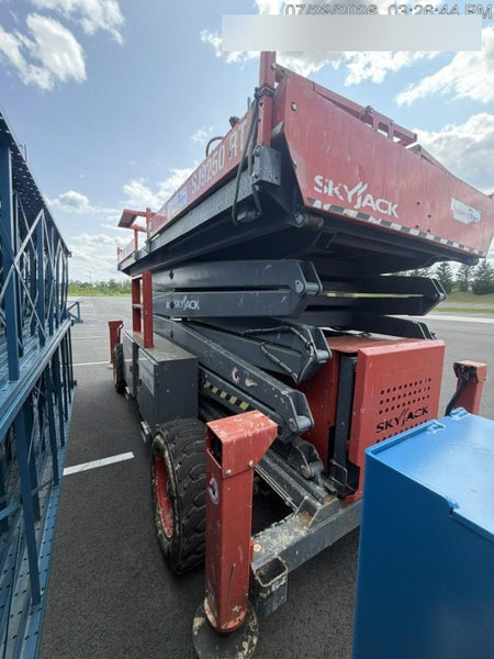 2016 SKYJACK SJ9250 RT