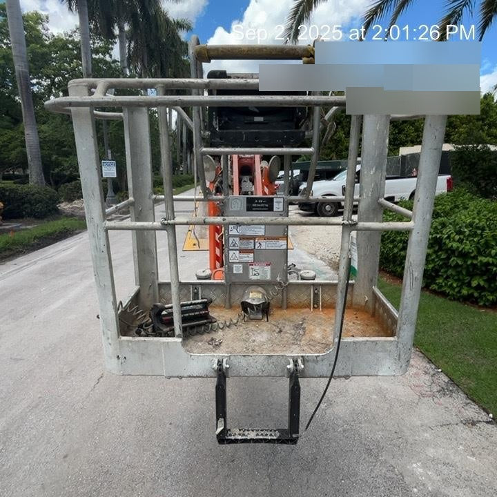 2019 JLG X600AJ
