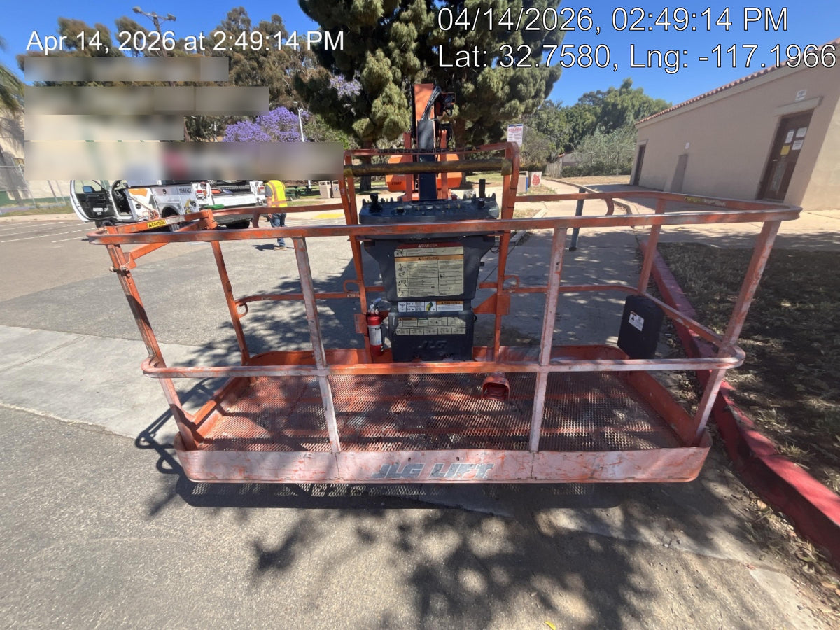 2018 JLG 860SJ