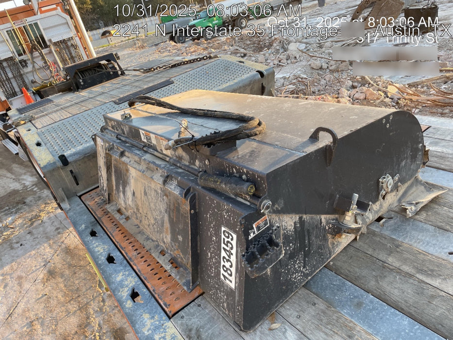 2021 PALADIN Sweepster SB72