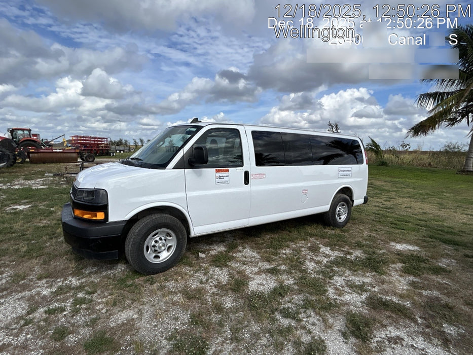 2023 CHEVROLET Express Van - Rental