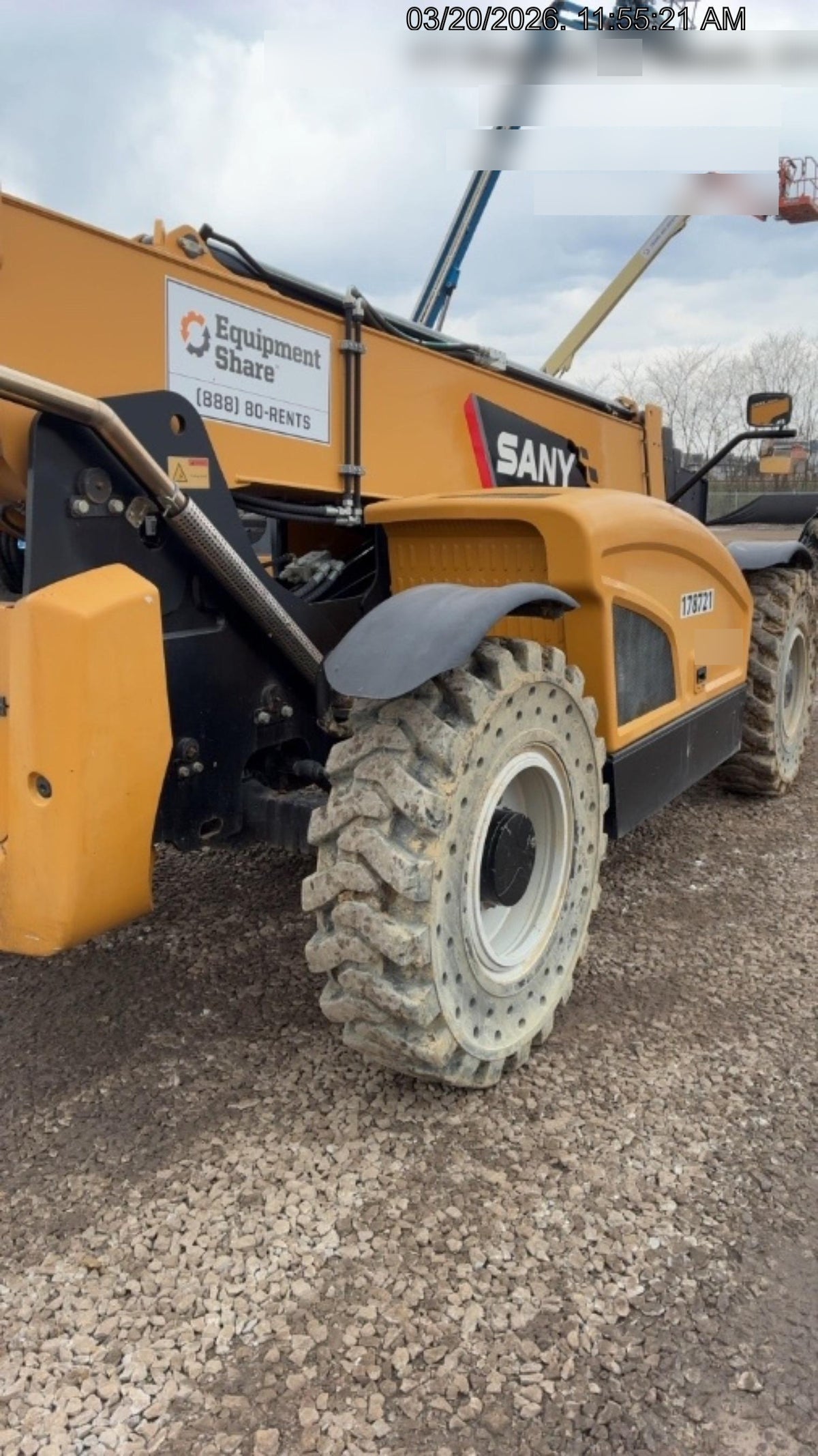 2021 SANY STH1056