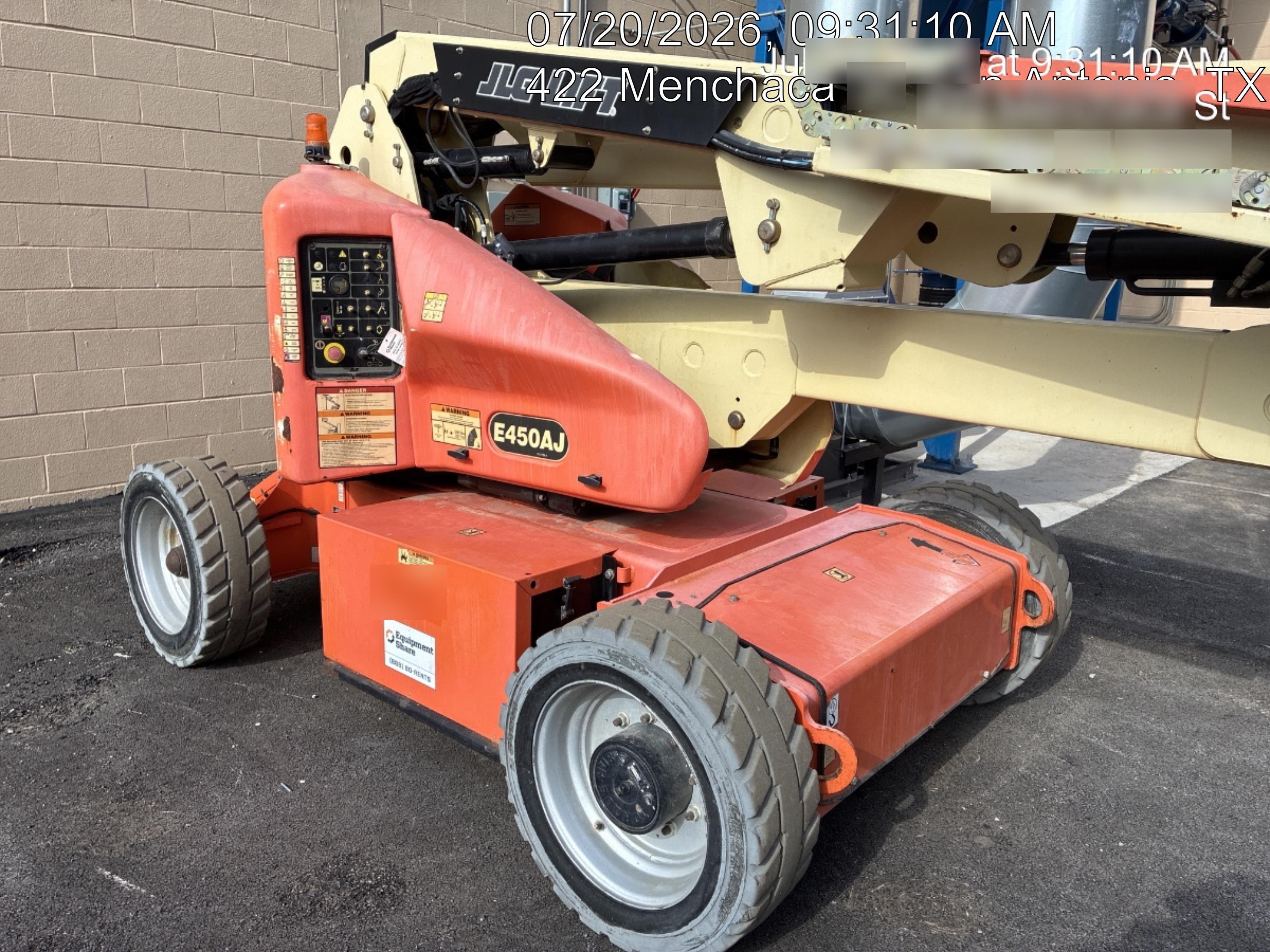 2019 JLG E450AJ