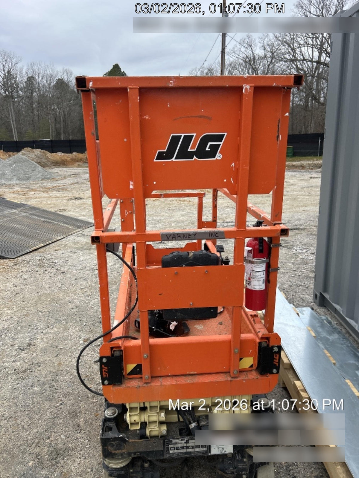 2022 JLG ES1330L