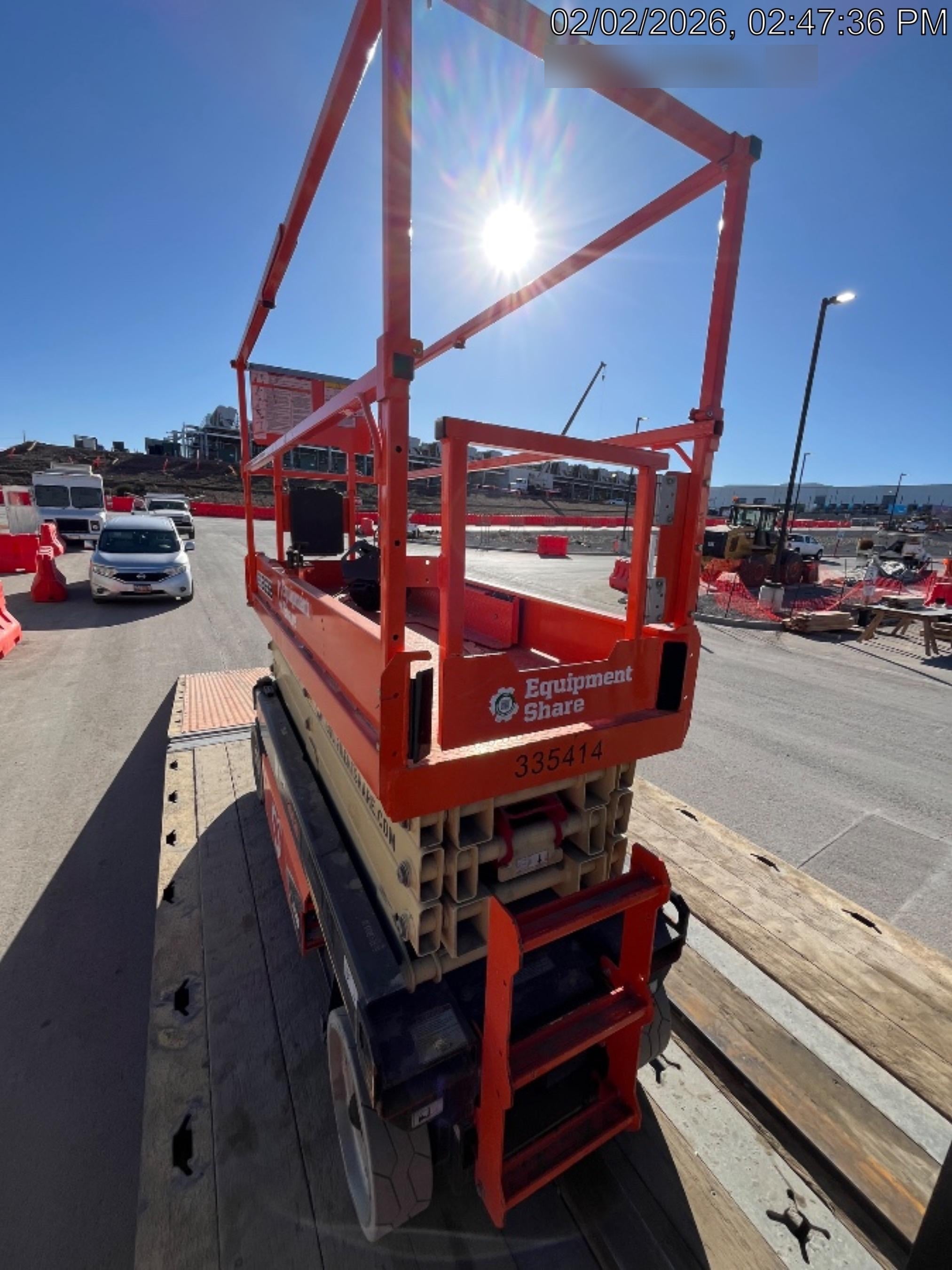 2023 JLG ES2632