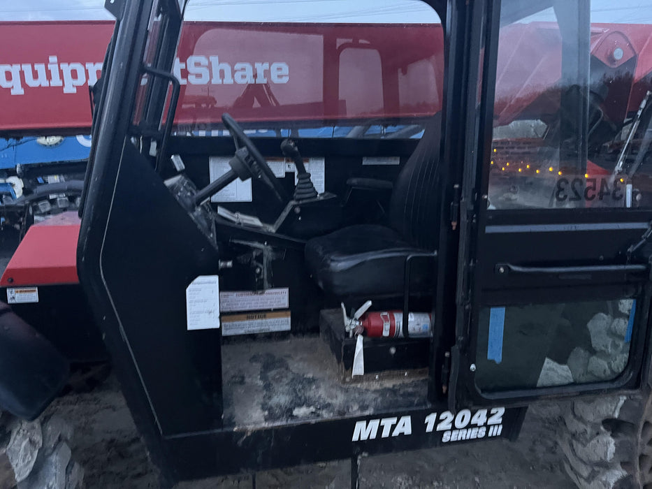 2019 Kubota RTV-XG850WL-H 4wd Utility Cart, Gas, 2 Seat, LED Strobe, Windshield Tempered Glass, Plastic Canopy, Wire Harness Kit, Backup Alarm