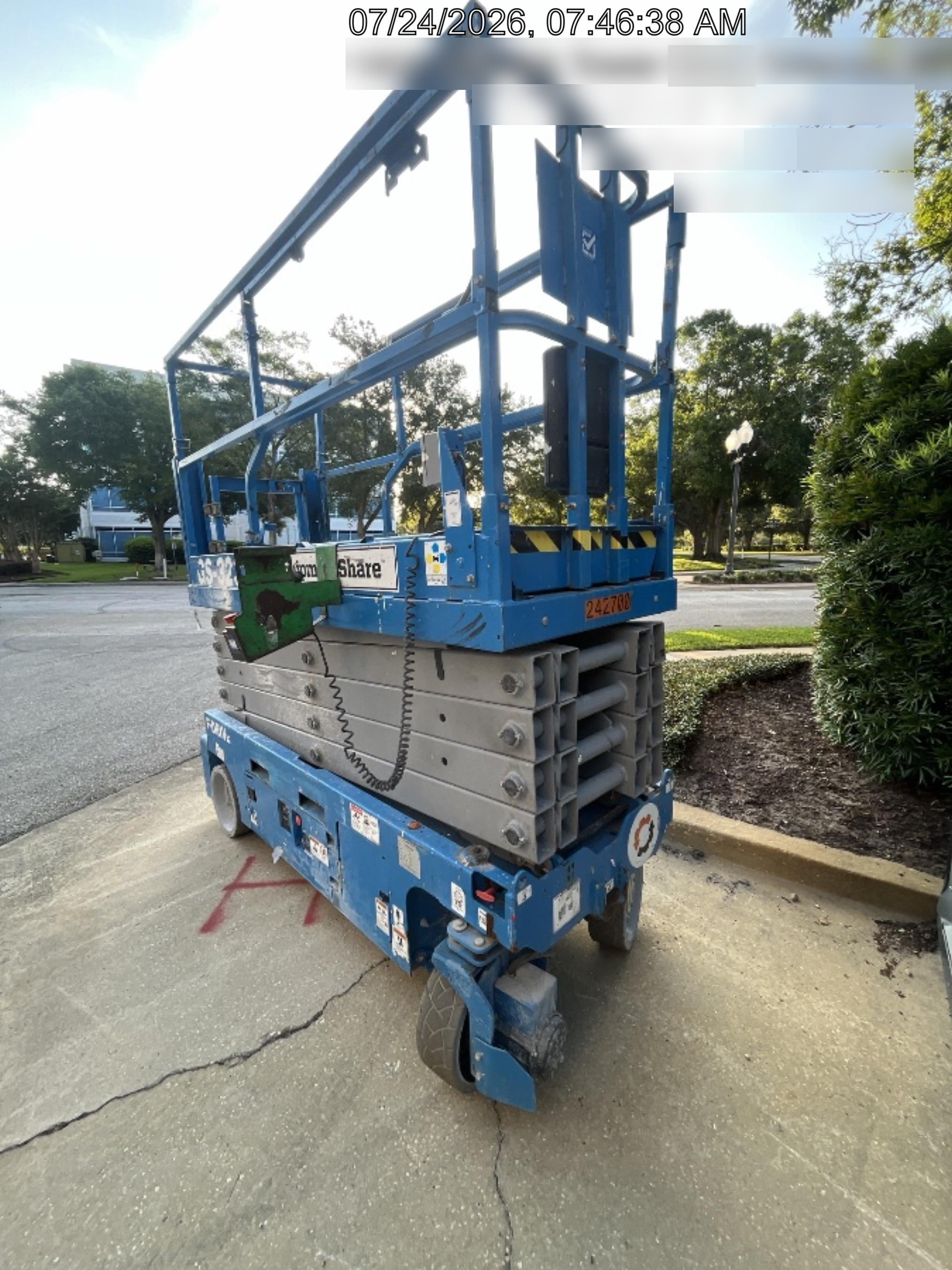 2022 GENIE GS-3232