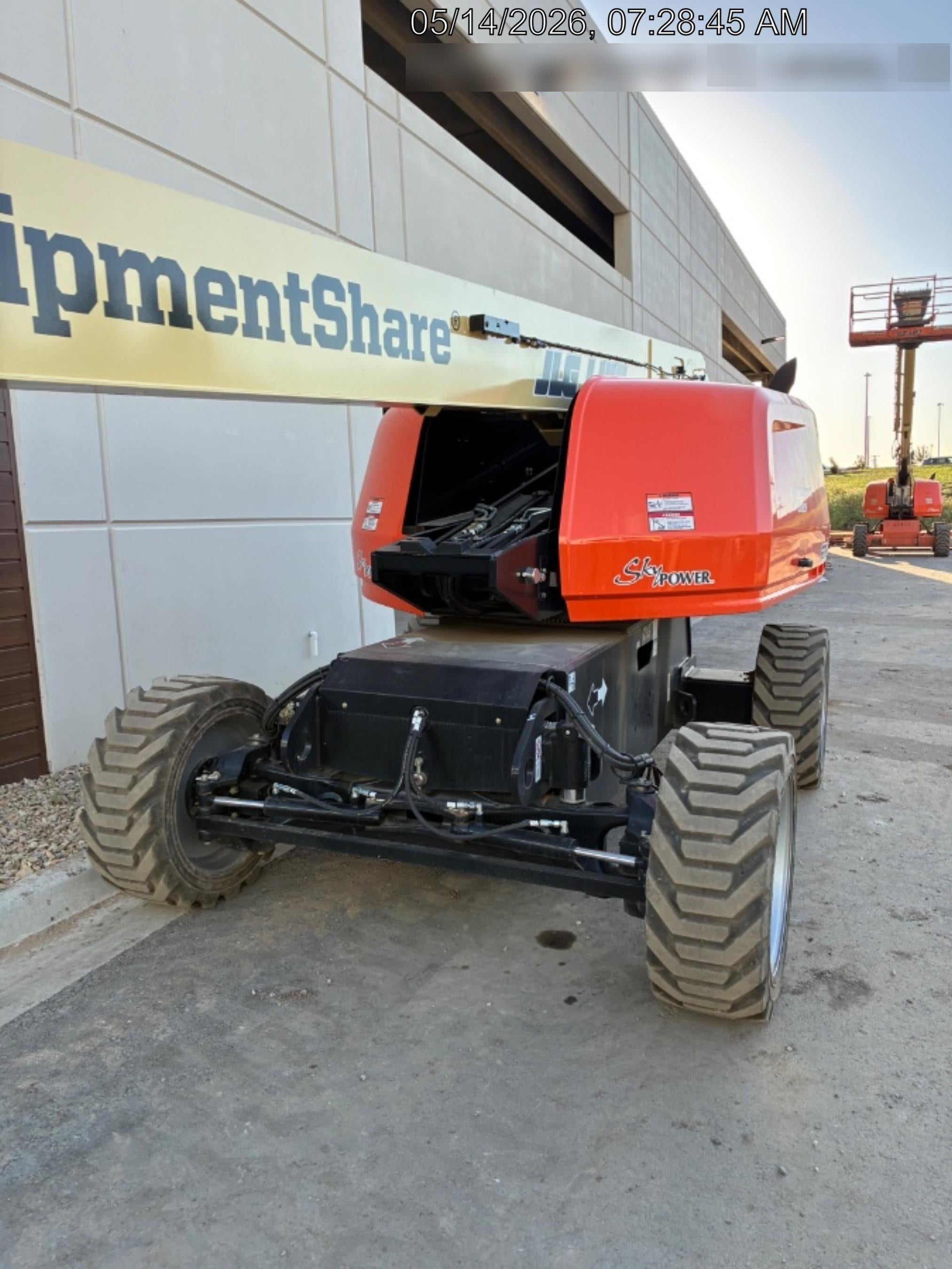 2025 JLG 660SJ