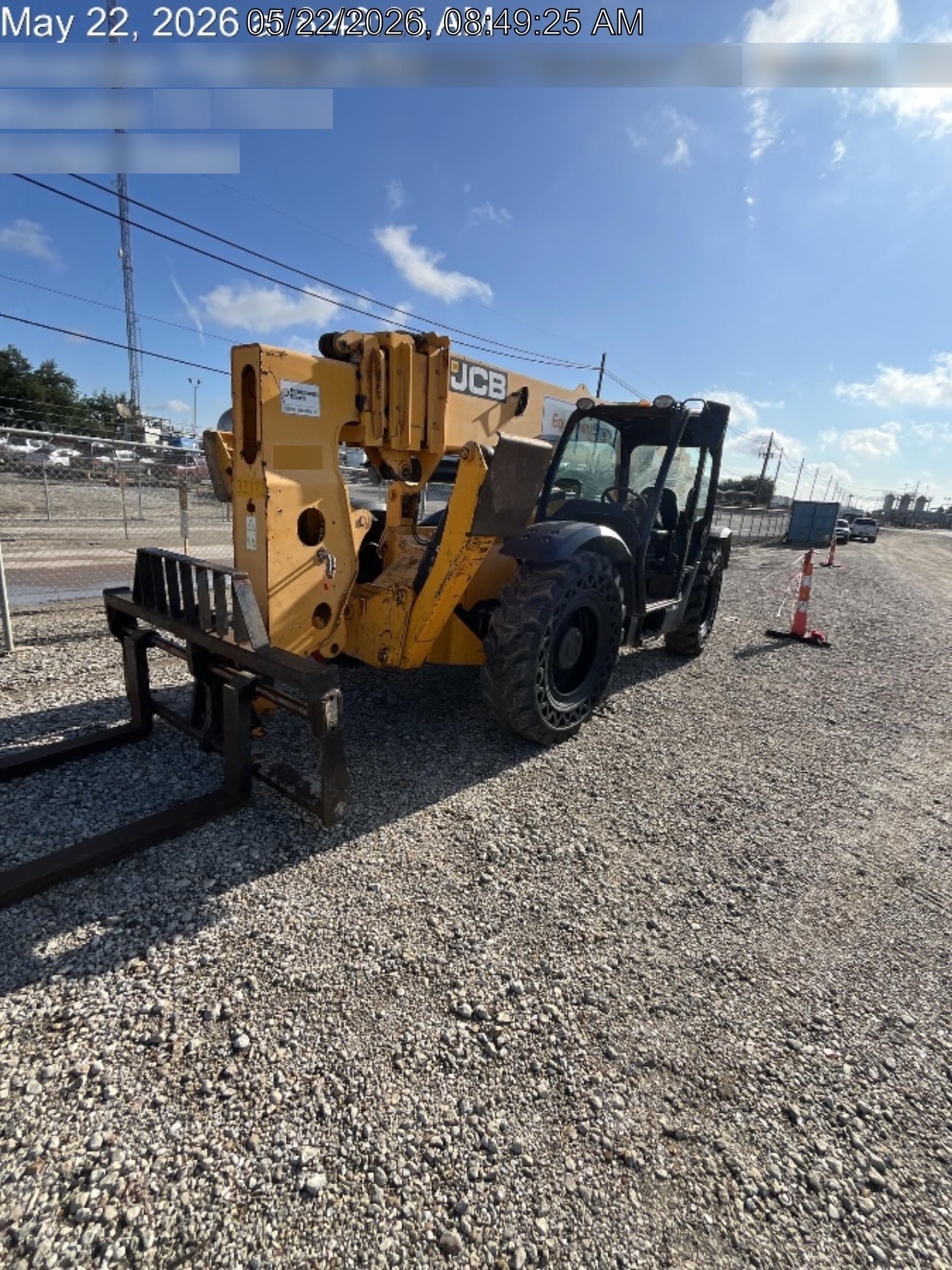 2019 JCB 510-56 Open ROPS, 74 HP, Solid Tires, Worklights, Beacon, Aux Hydraulics, Lifting Eye 72" Carriage/60" Forks