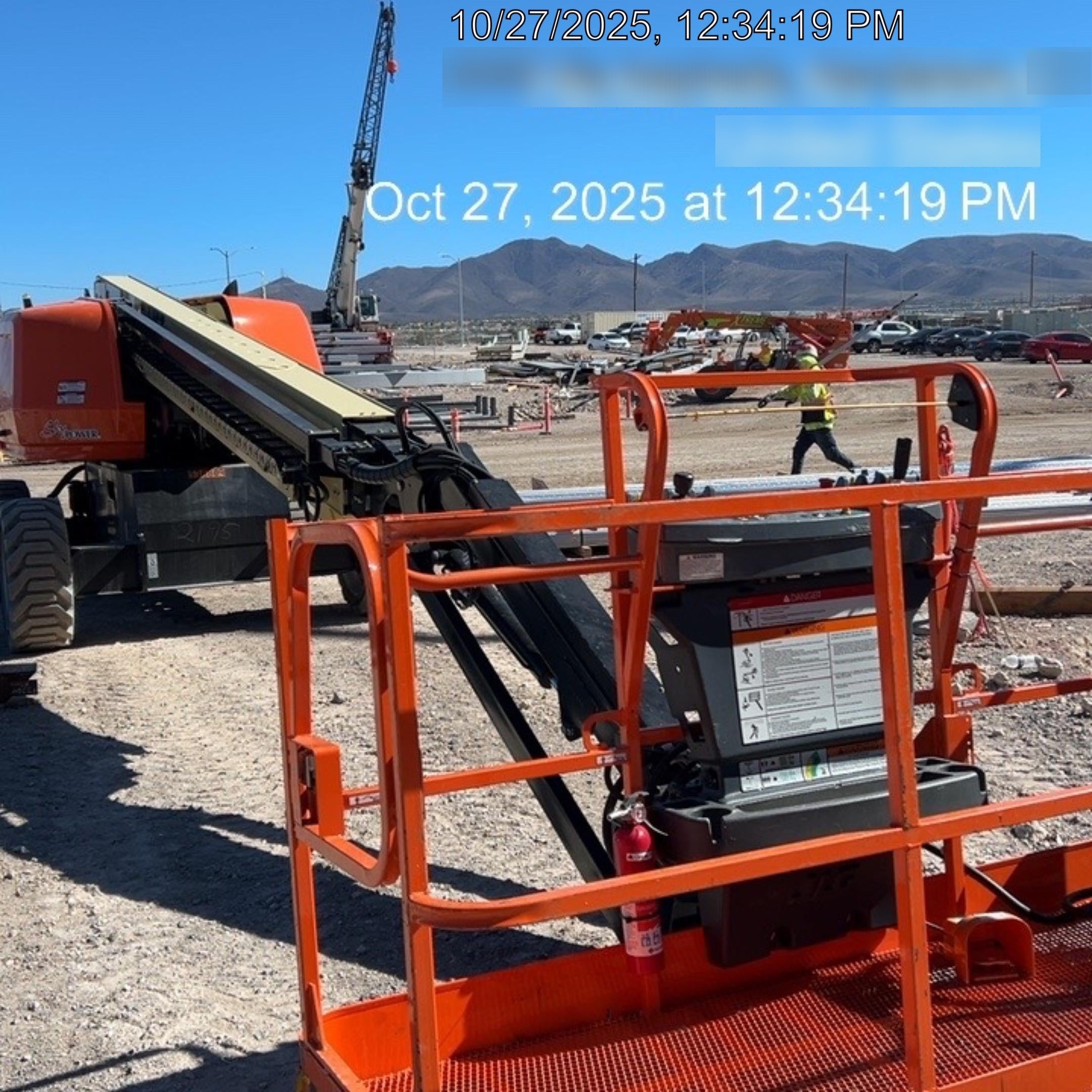 2025 JLG 660SJ