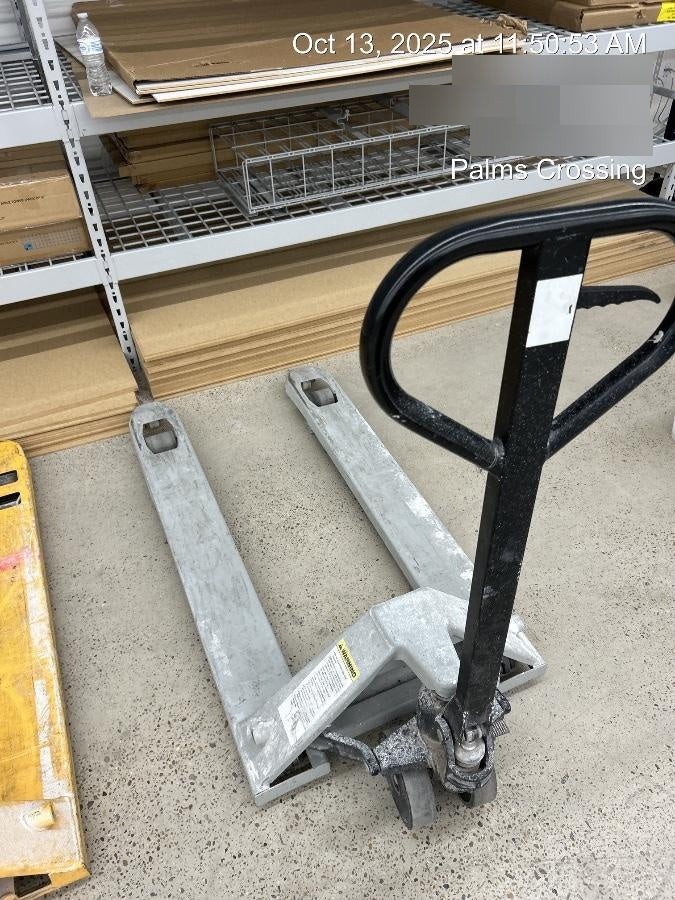 2022 STRONGWAY 4400 lb Pallet Jack