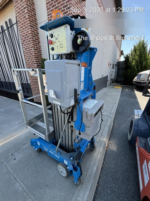 2020 GENIE AWP-30S