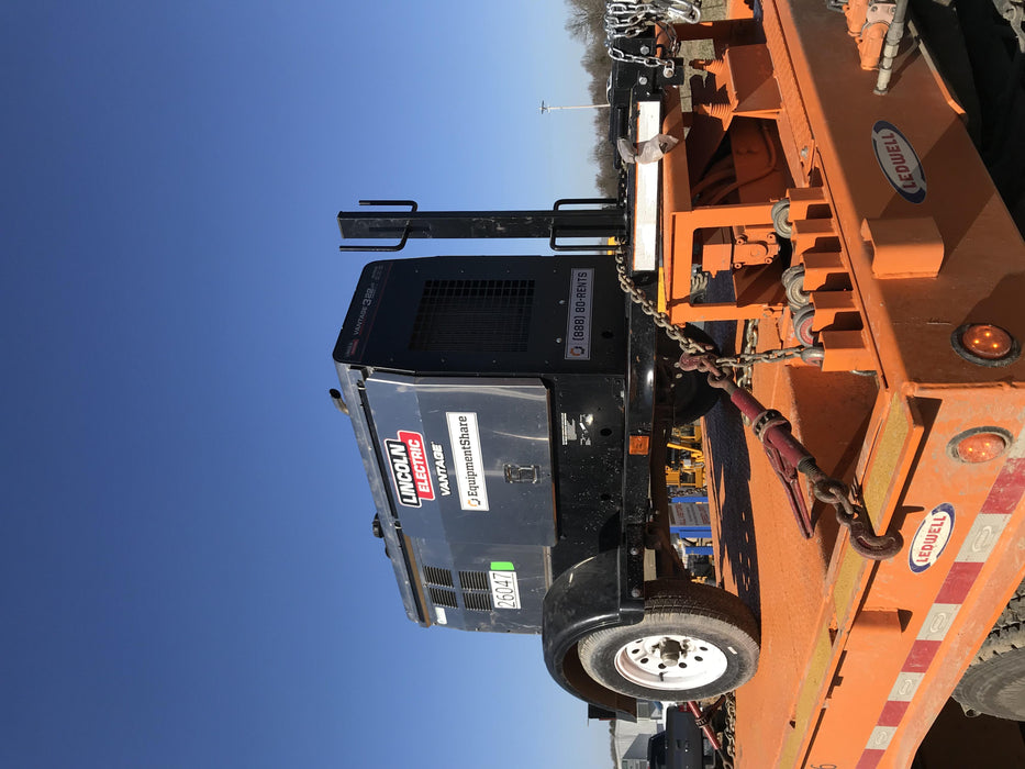 2019 Lincoln Electric Vantage 322 Lincoln Vantage 322 Welder w/Trailer, Light Kit, Cable Rack