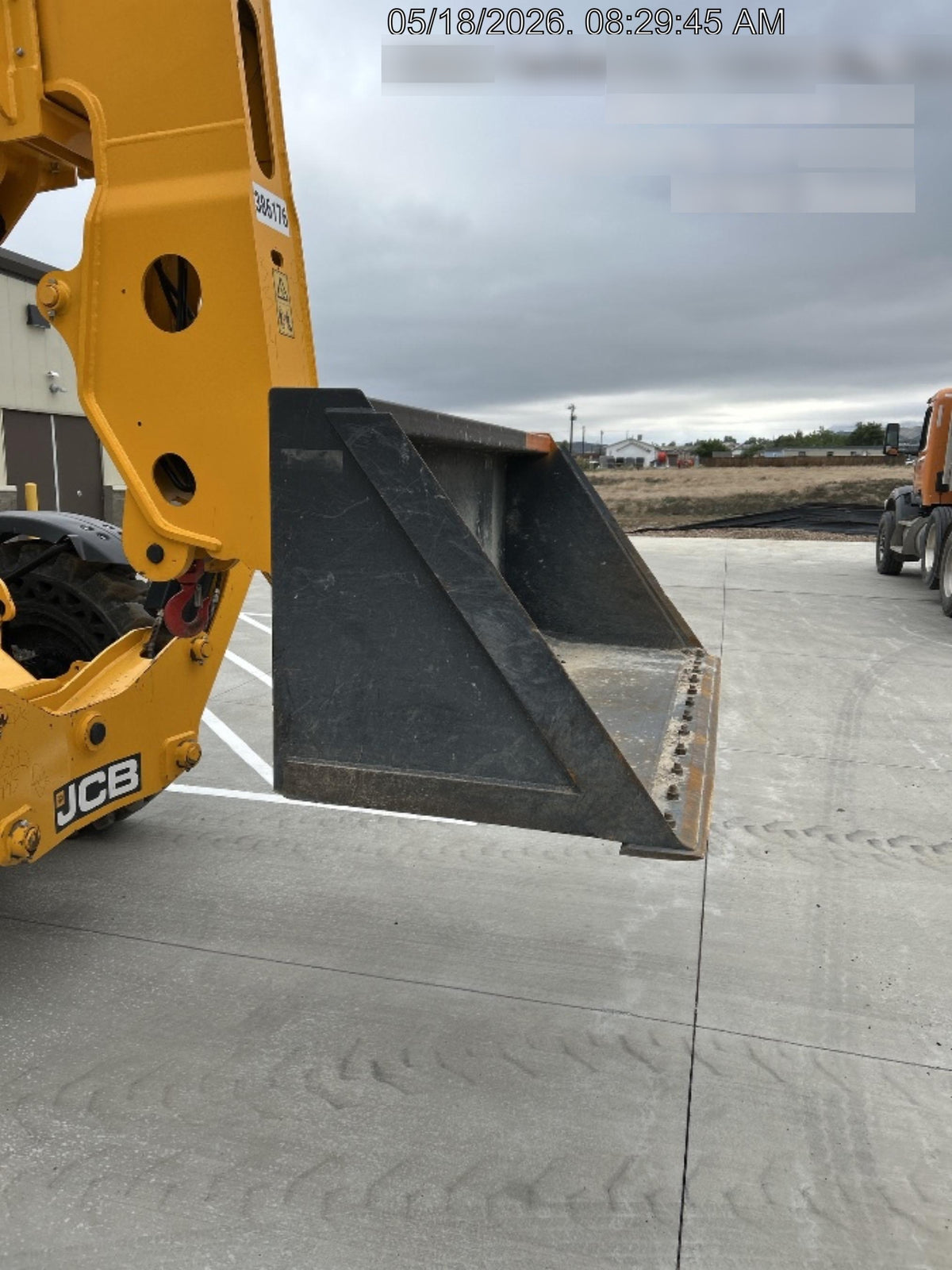2024 ARROW MATERIAL HANDLING 3207212B081