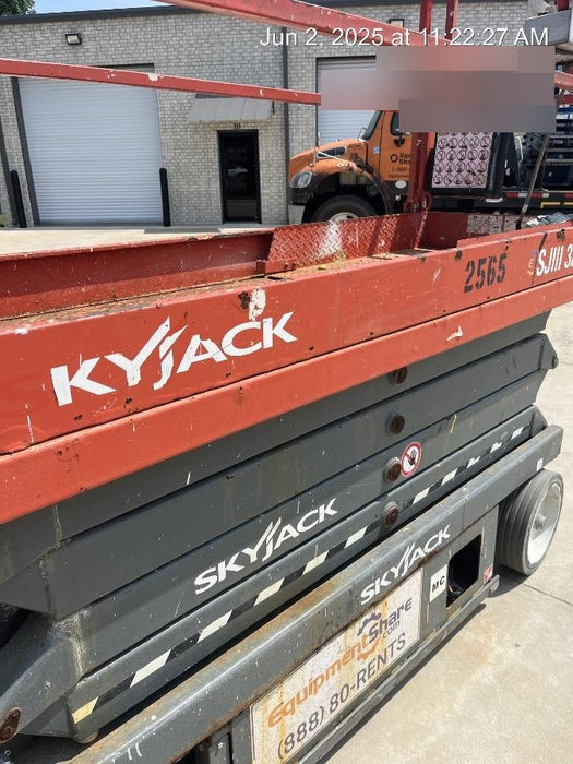 2016 Skyjack SJIII-3226 Standard Options