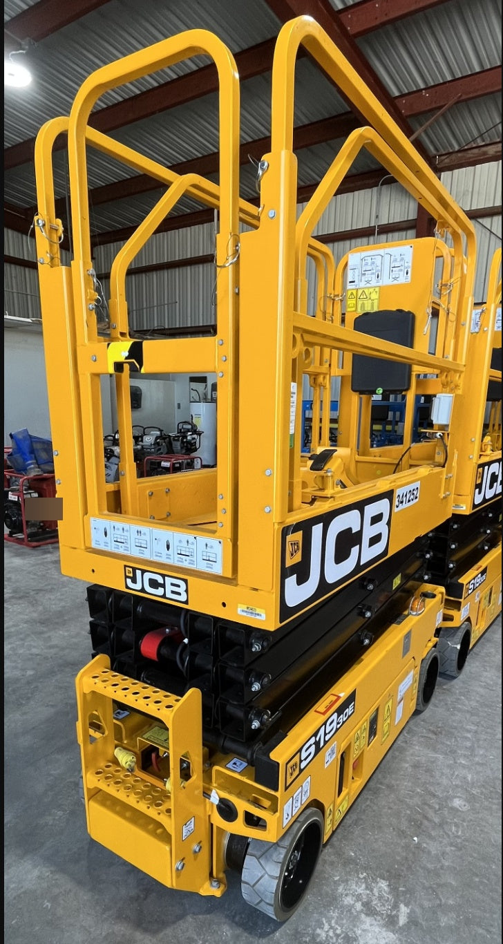 2023 JCB S1930E