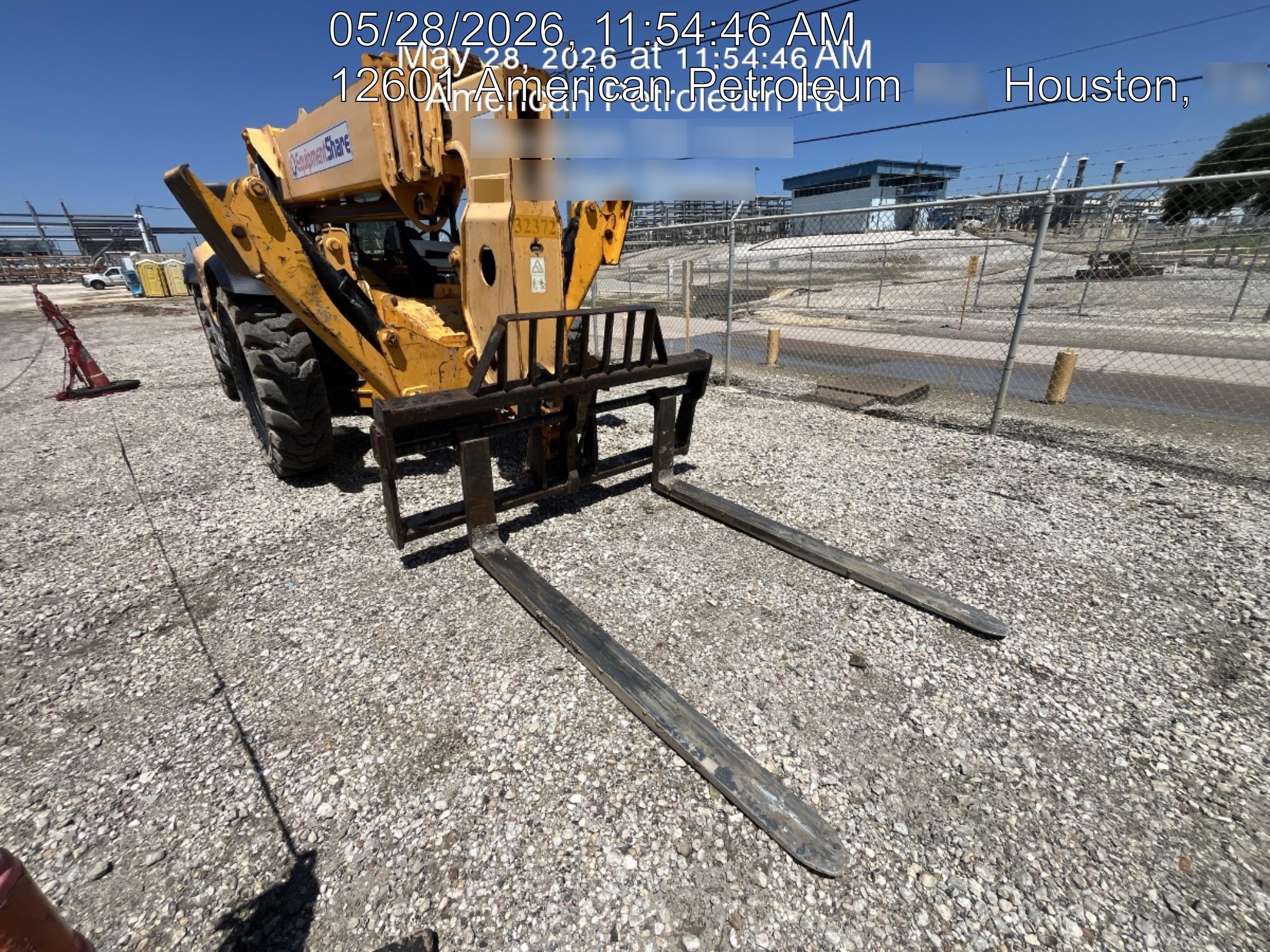 2019 JCB 510-56 Open ROPS, 74 HP, Solid Tires, Worklights, Beacon, Aux Hydraulics, Lifting Eye 72" Carriage/60" Forks