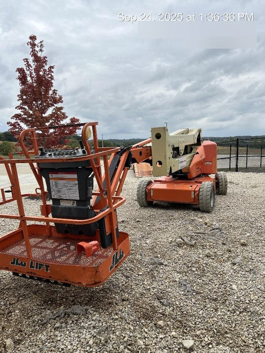 2019 JLG E450AJ