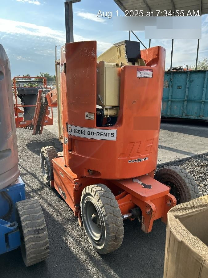 2019 JLG E300AJP