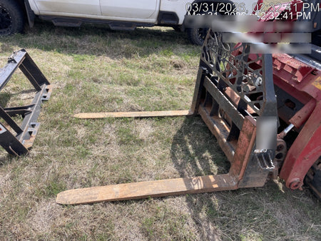 2022 PALADIN 48" Pallet Forks - Paladin