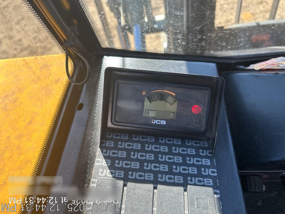 2025 JCB 930-4