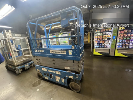 2019 Genie GS-1930 Fixed rails with chain Entry