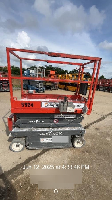 2017 Skyjack SJIII-3219 Skyjack SJ3219 w/Trojan Battery Set, Extended Warranty 5yr/5k hr