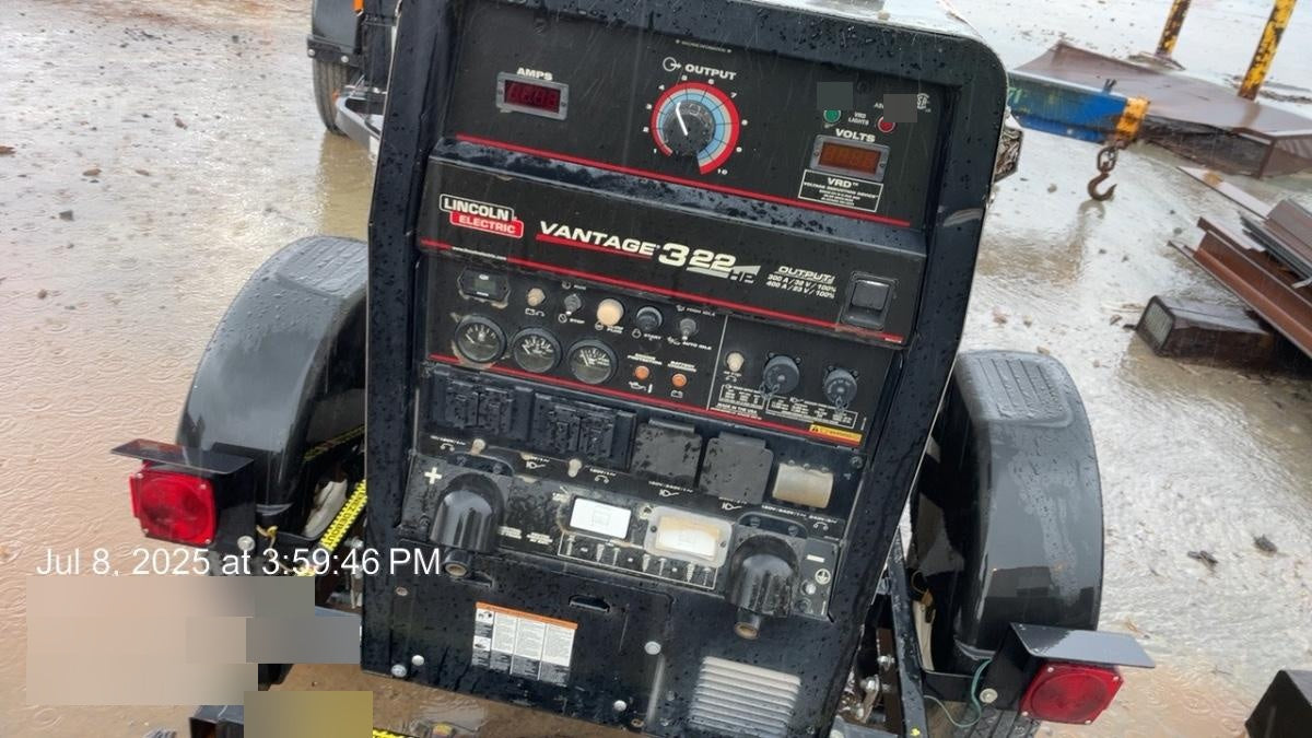 2019 Lincoln Electric Vantage 322 Ready-Pak 3, Two Wheel Trailer, Fender and Light Kit, Cable Rack