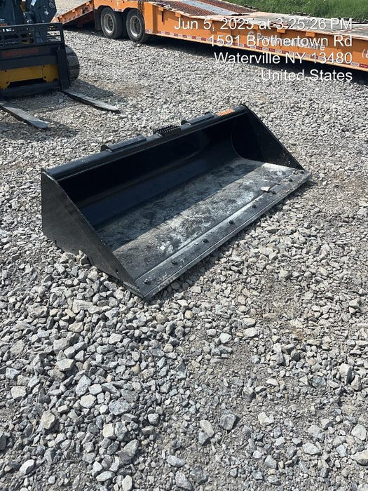 2025 JOHN DEERE 84" Bucket - John Deere