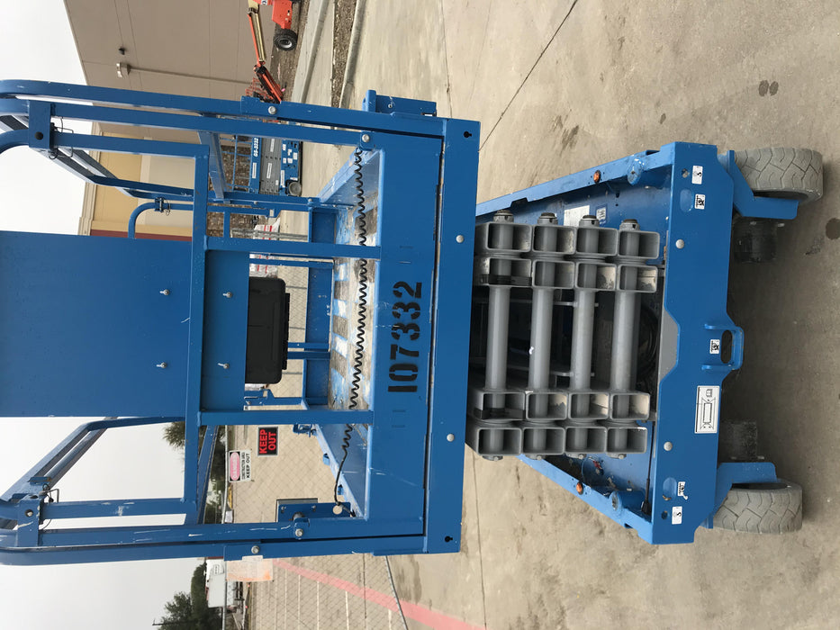 2020 Genie GS-3246 Standard, Folding full height swing gate