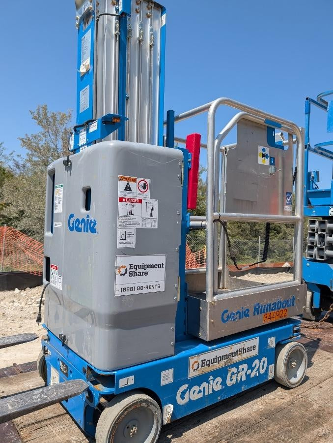 2023 GENIE GR-20