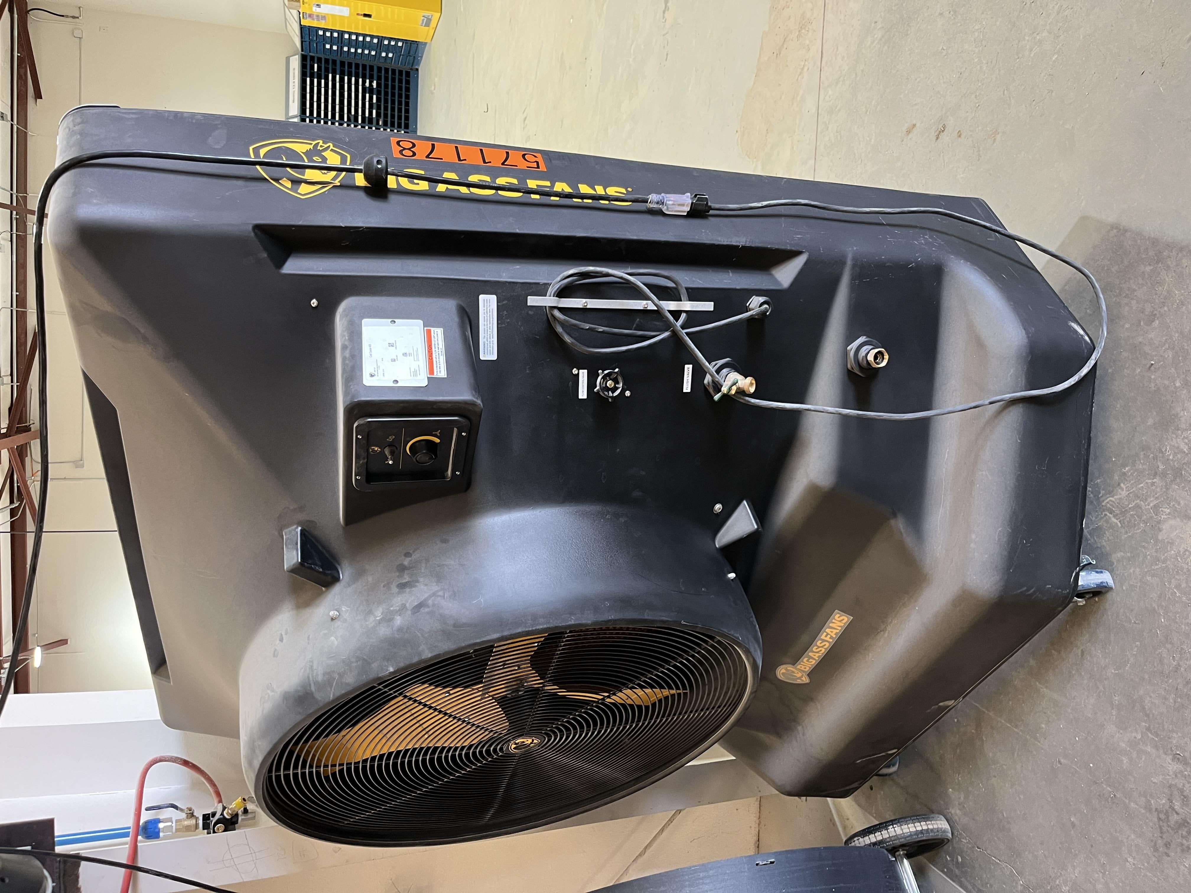 2025 BIG ASS FANS Cool Space 400